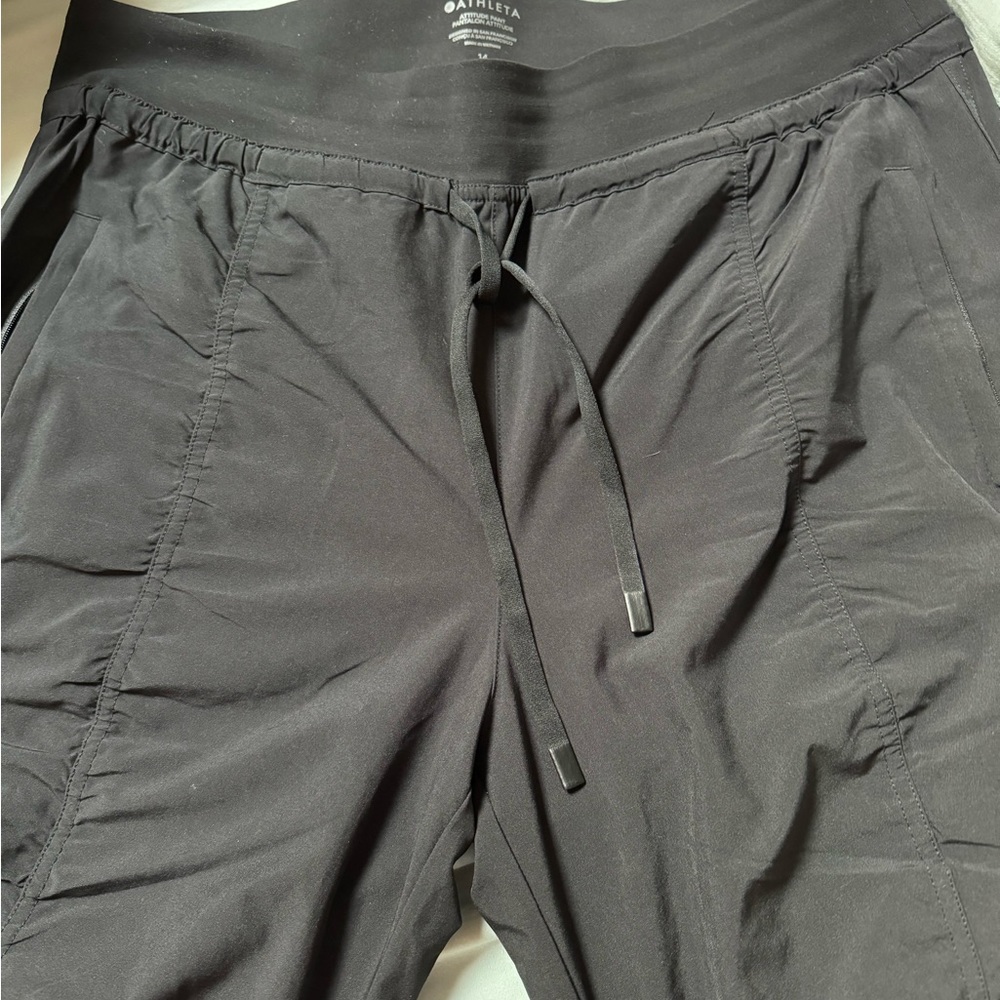 Black attitude jogger - Picture 3 of 4